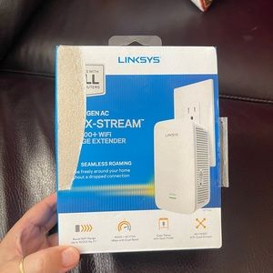 Linksys AC1900 Max Stream RE7000 Gigabit Range Extender WiFi Booster Repeater